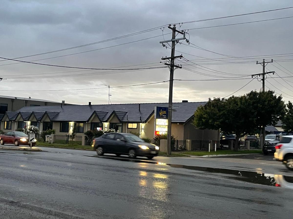Shepparton Motor Inn Tudor House Motel Εξωτερικό φωτογραφία