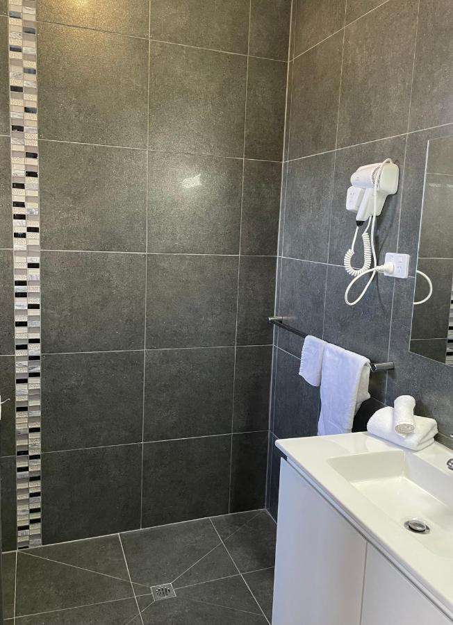 Shepparton Motor Inn Tudor House Motel Εξωτερικό φωτογραφία