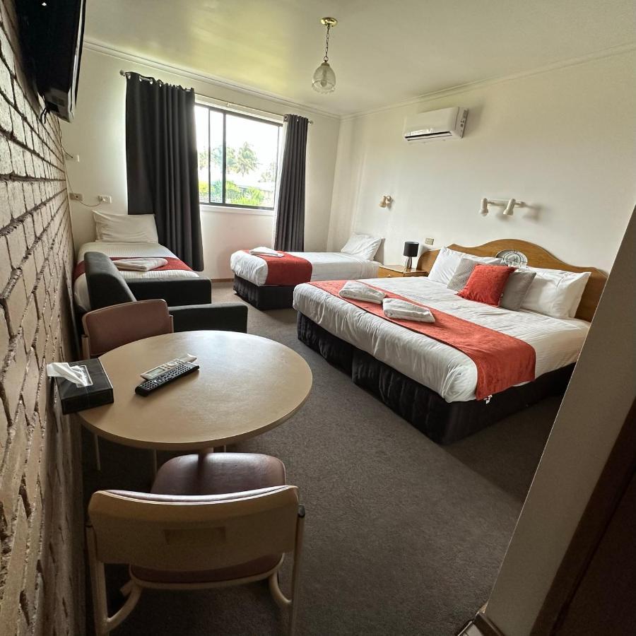 Shepparton Motor Inn Tudor House Motel Εξωτερικό φωτογραφία